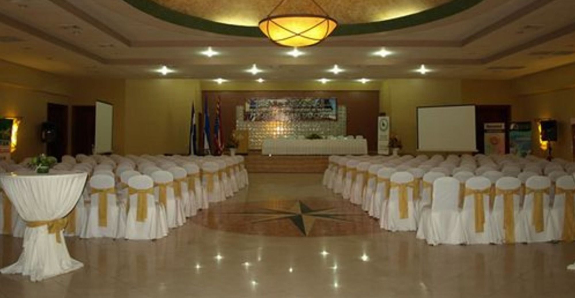 Hotel Quinta Real La Ceiba Zewnętrze zdjęcie